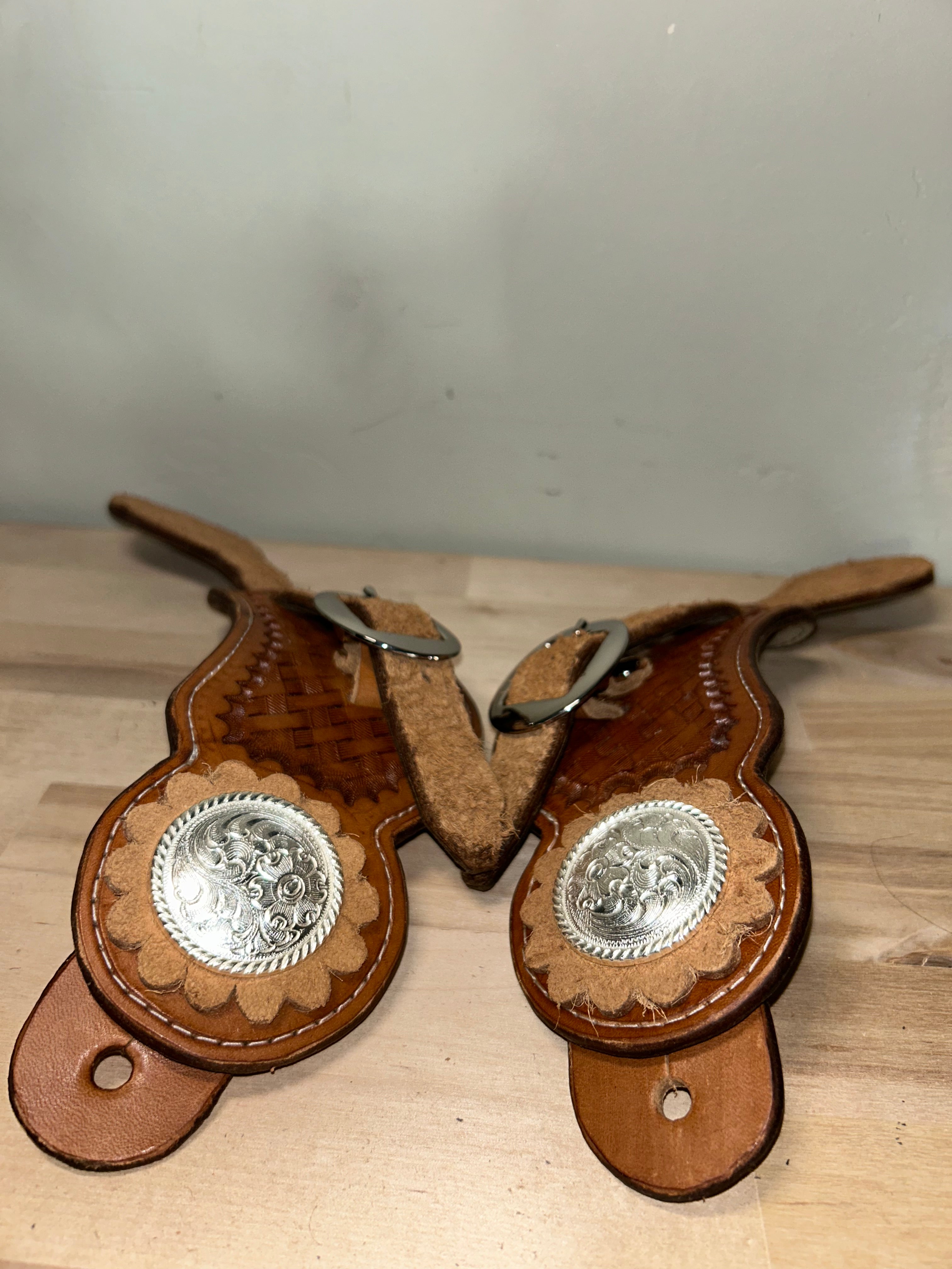 Buckaroo Half Roughout Spur Straps
