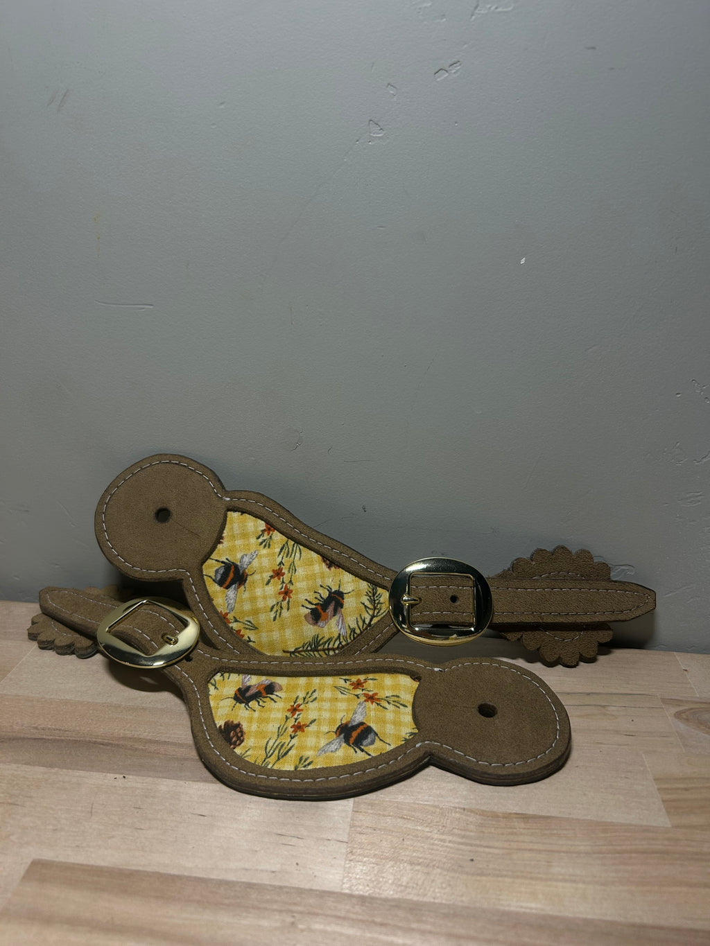 Bee Bib Style SpurStraps
