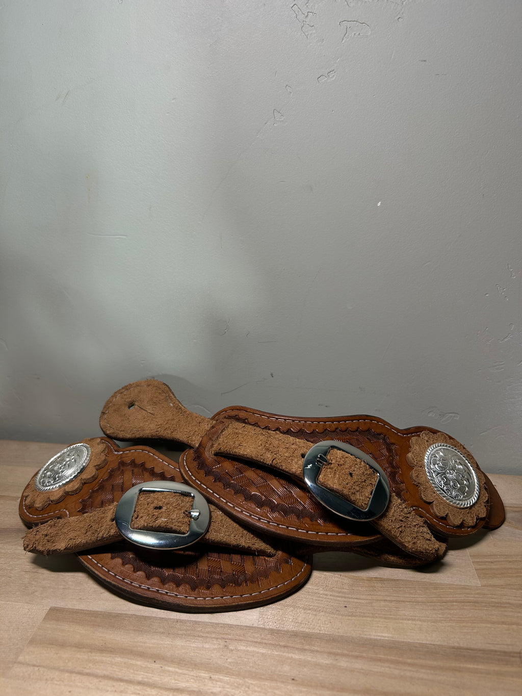 Buckaroo Half Roughout Spur Straps